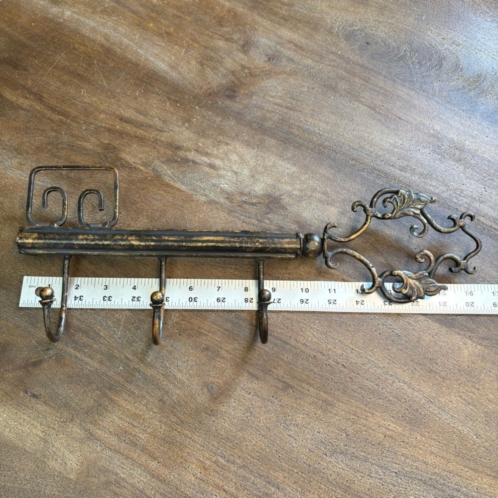 Key Holder Wall Mount Rack Decorative Home Decor Rustic Entryway Coat Rack - Picture 9 of 9